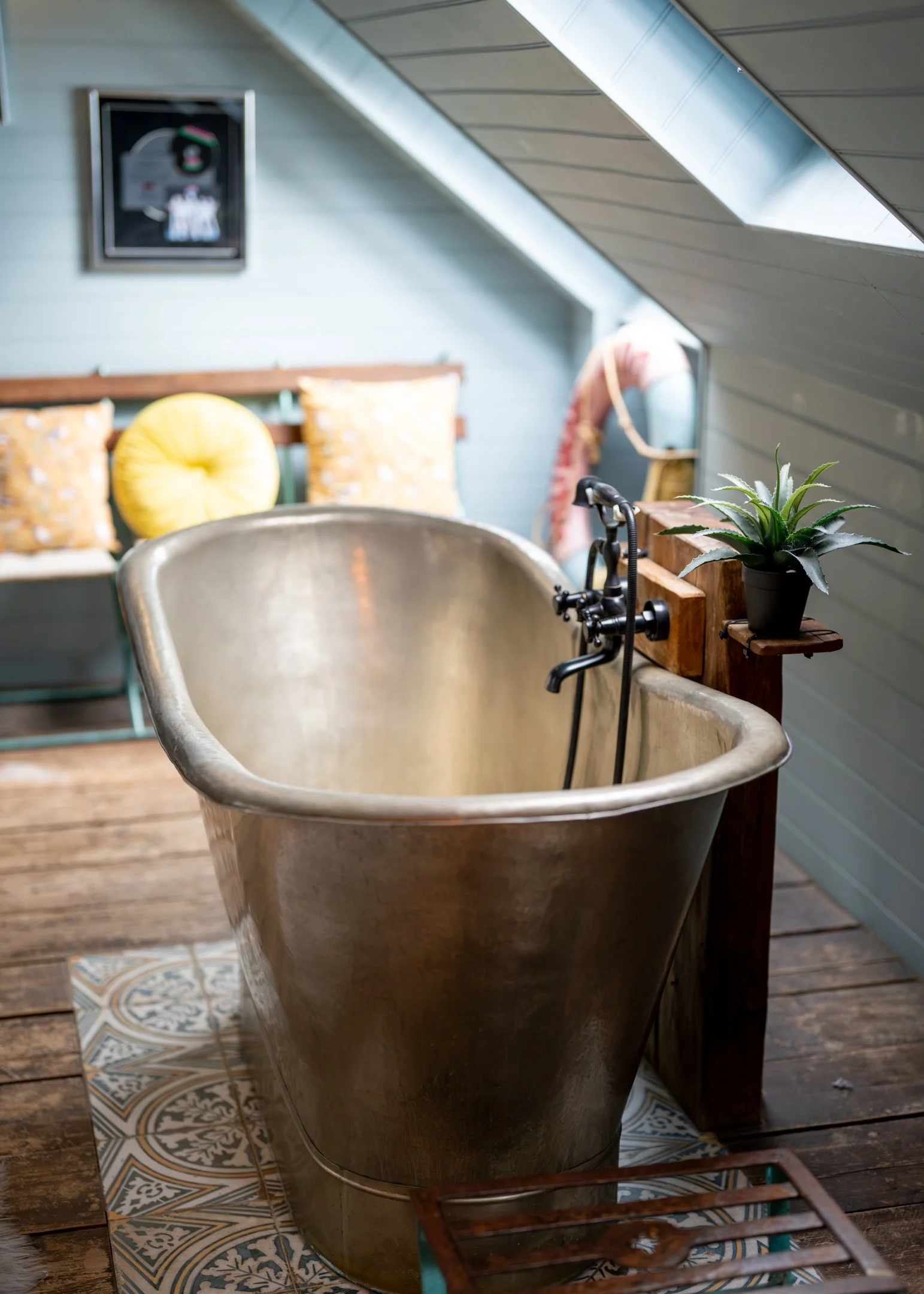 Third bathroom — alternative angle